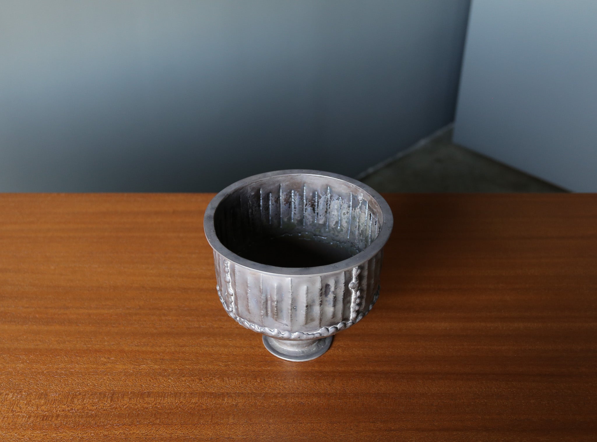 Dextra Frankel Welded 800 Silver Footed Bowl, California, c.1970
