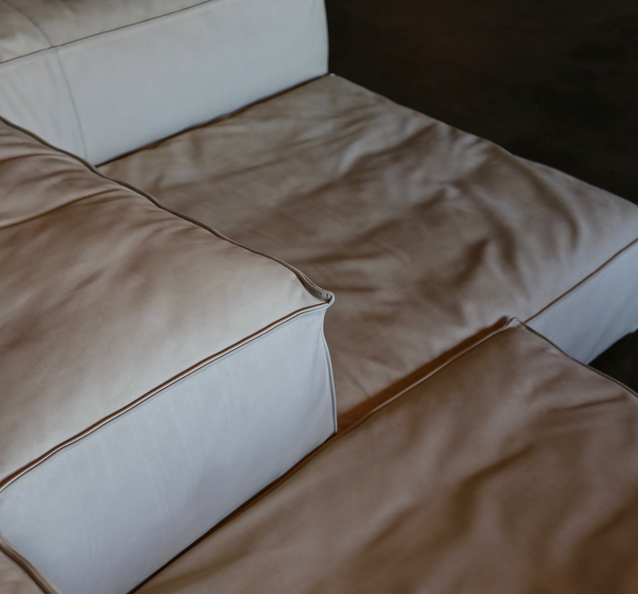 = SOLD = Piero Lissoni " Extra Soft " Modular Sofa for Living Divani circa 2008