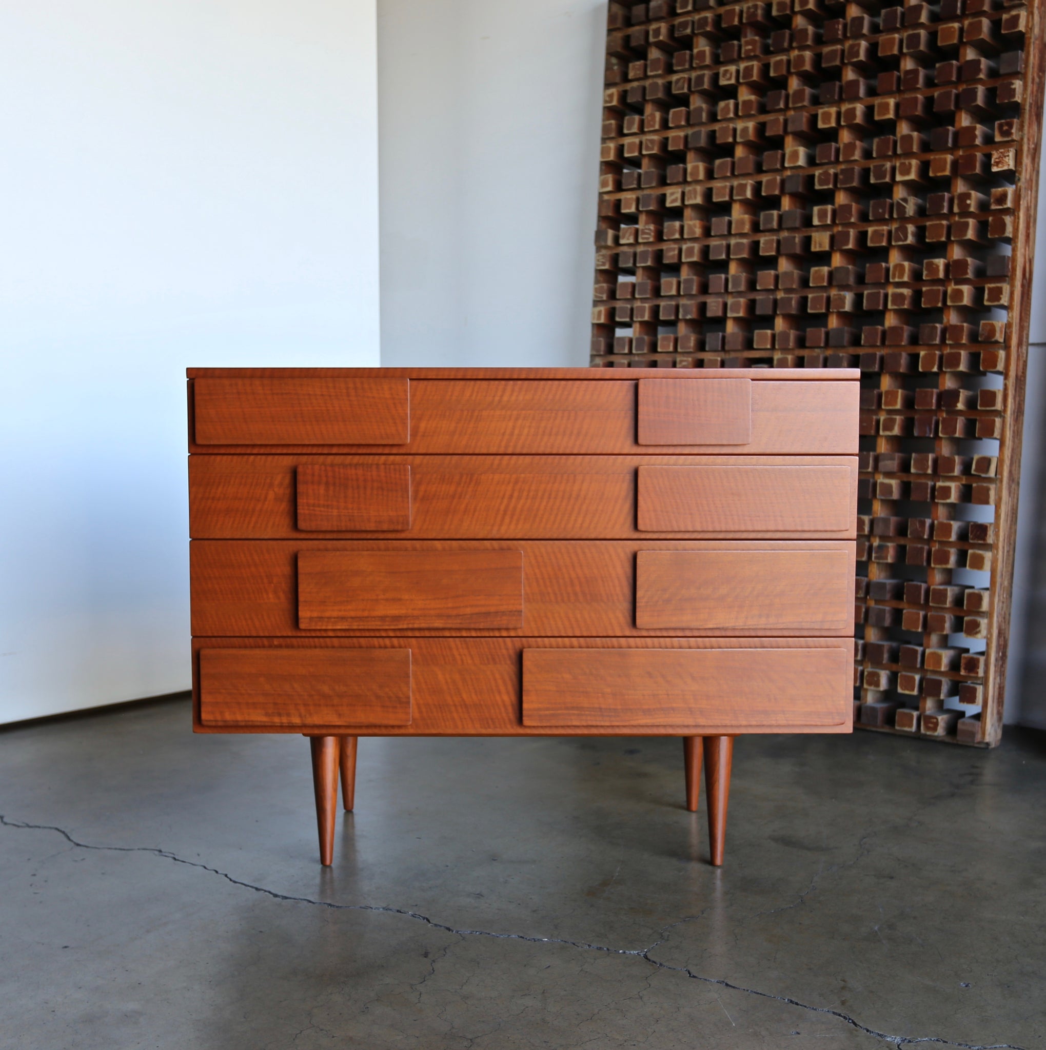 = SOLD = Gio Ponti Chest for Singer & Sons , Model 2129 circa 1955