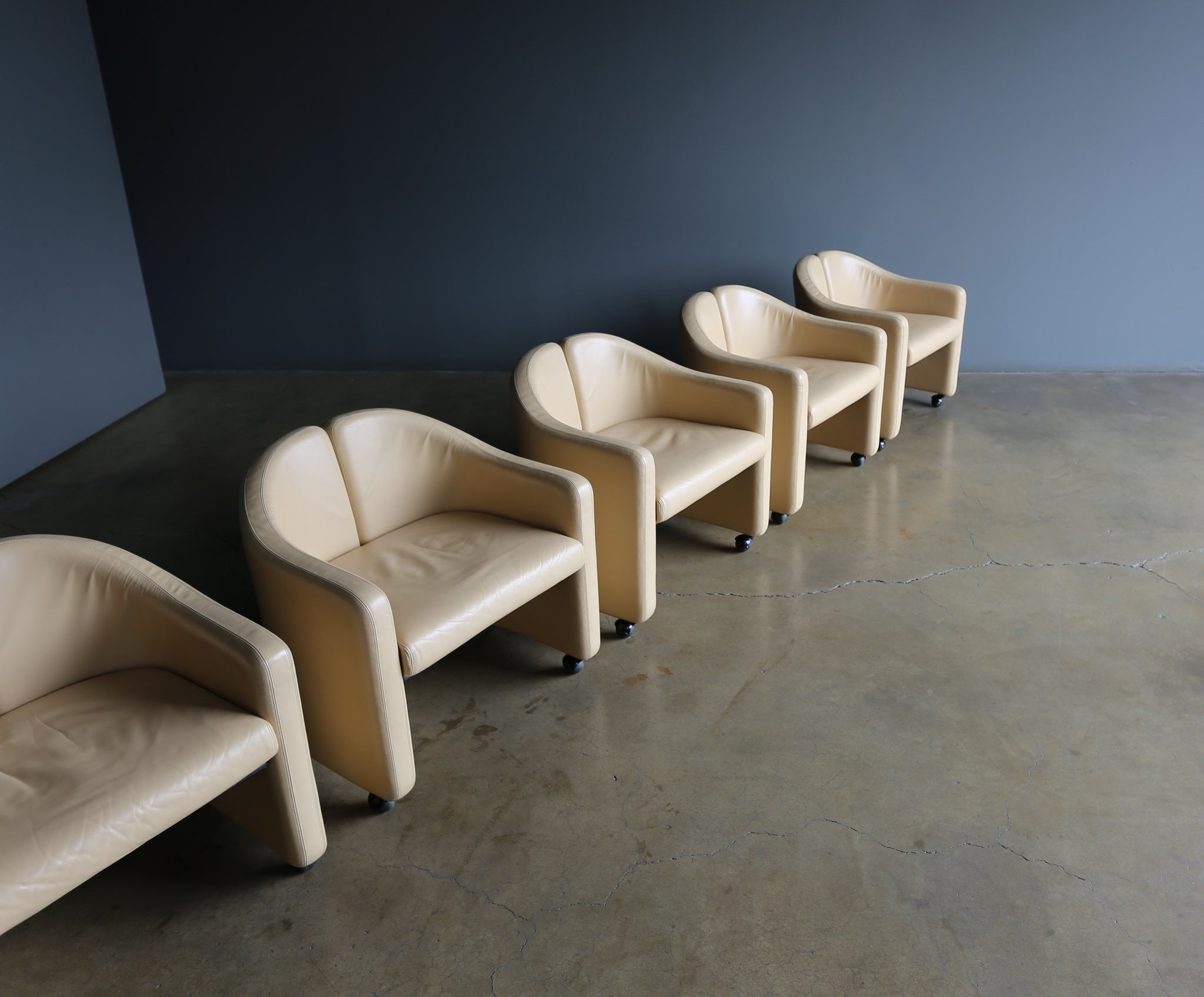 = SOLD = Eugenio Gerli PS142 Leather Split Back Chairs for Tecno, Ital ...