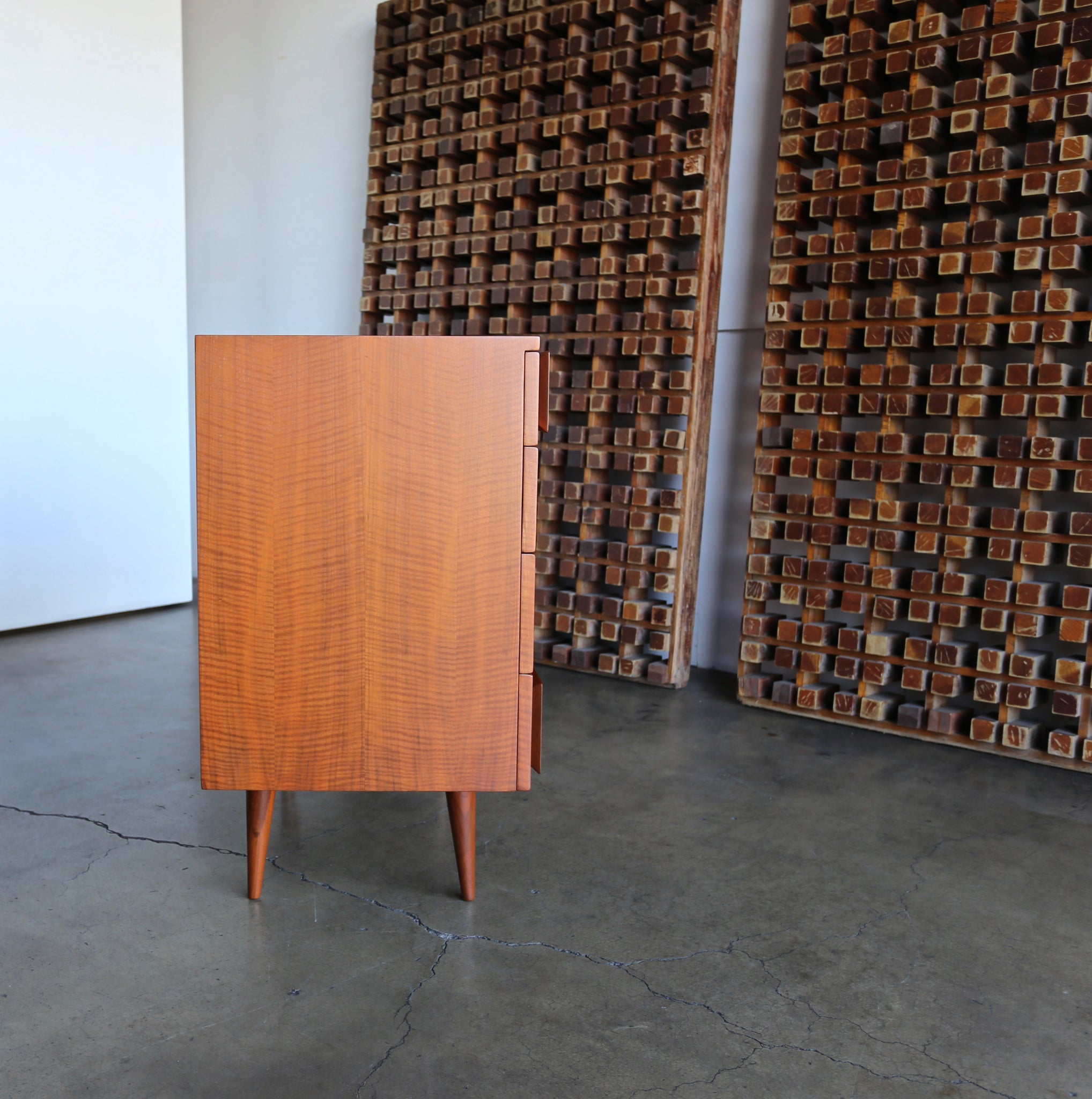 = SOLD = Gio Ponti Chest for Singer & Sons , Model 2129 circa 1955