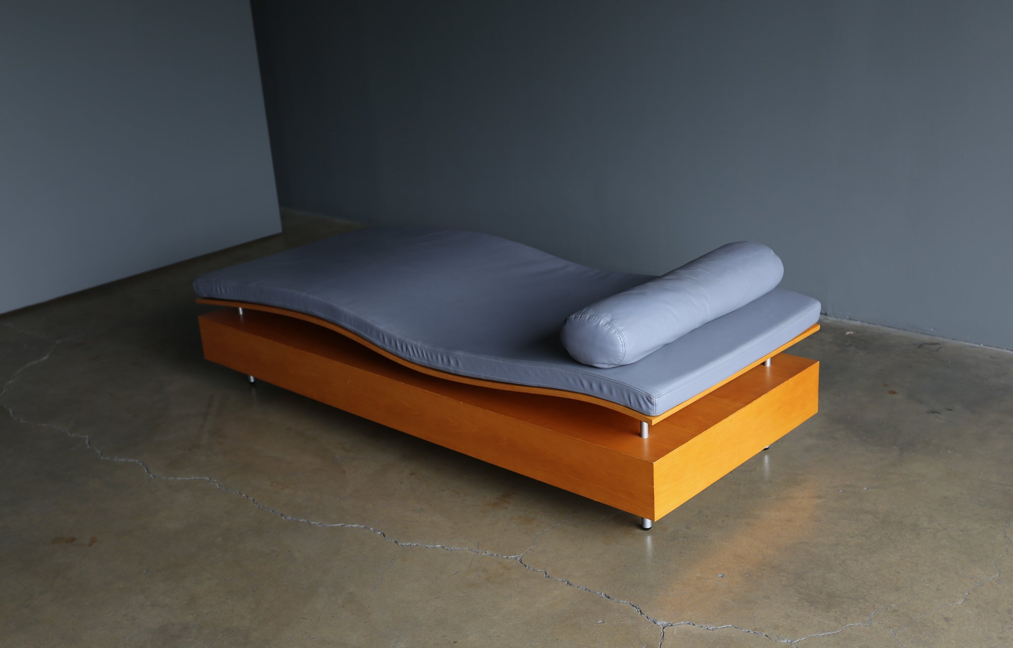 =SOLD= Maya Lin "Longitude" Chaise for Knoll, 1998