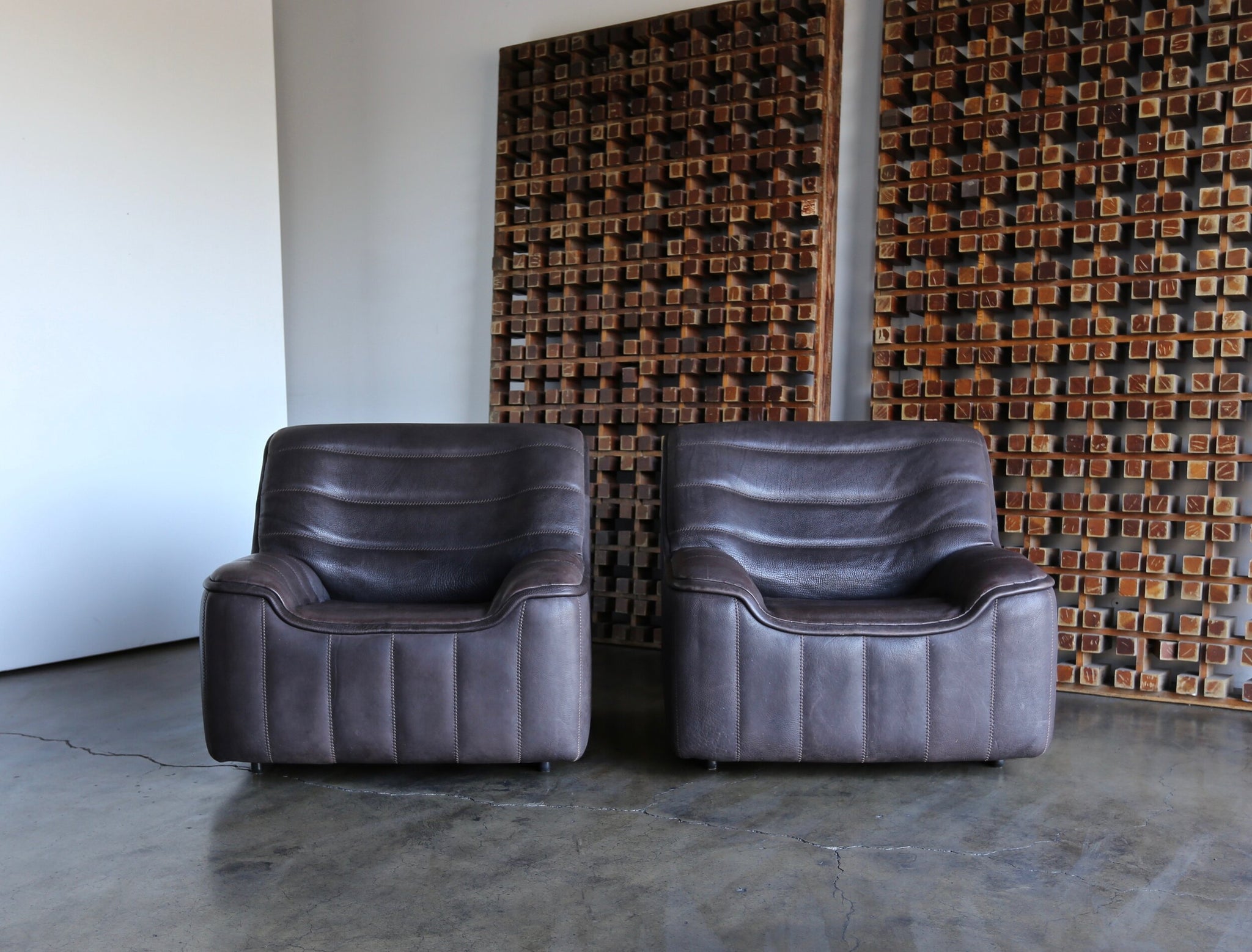 = SOLD = De Sede DS 84 Neck Leather Lounge Chairs Switzerland circa 1970